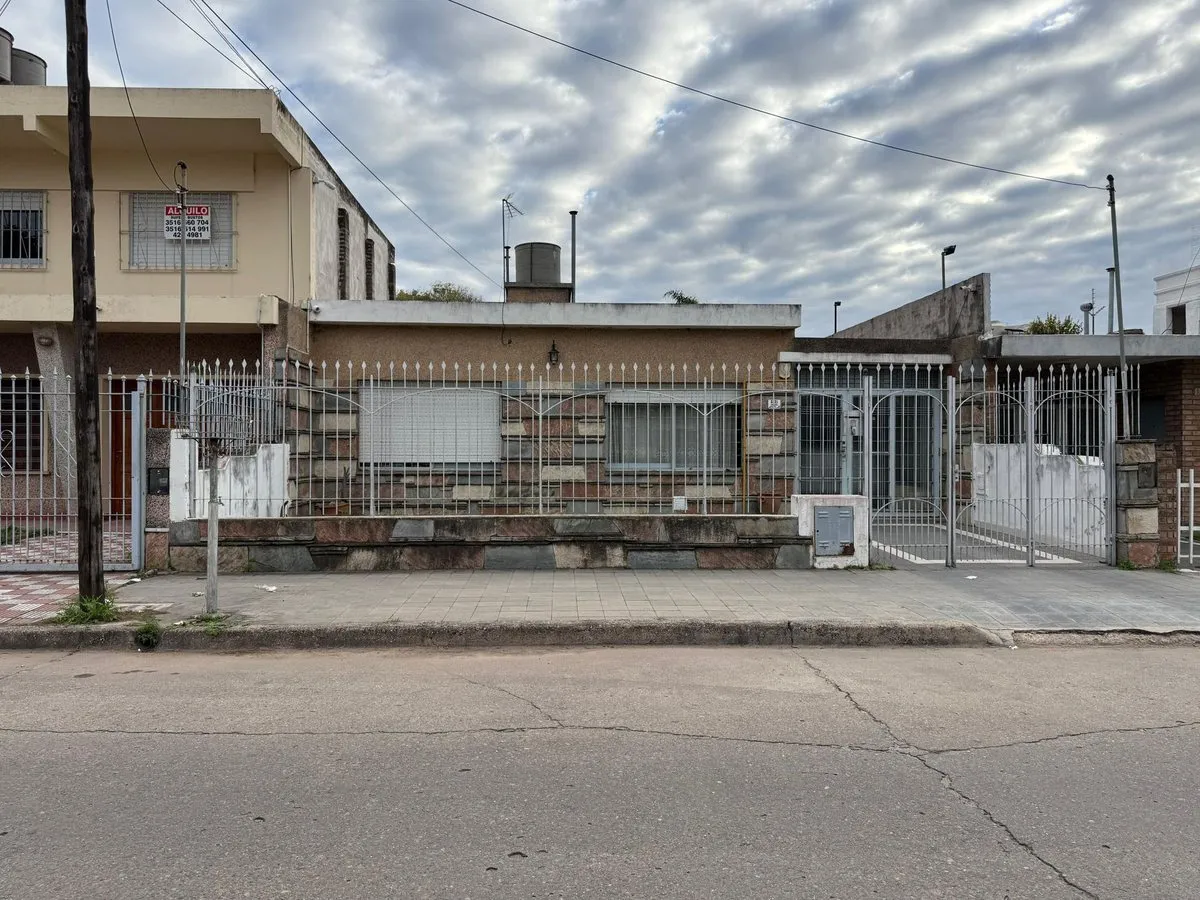 Casa en José Mariano Serrano 5100
