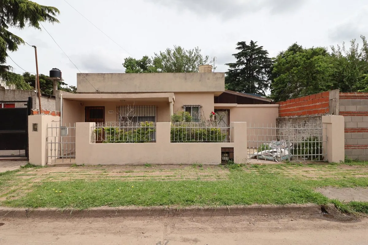 Casa en José Hernández 700