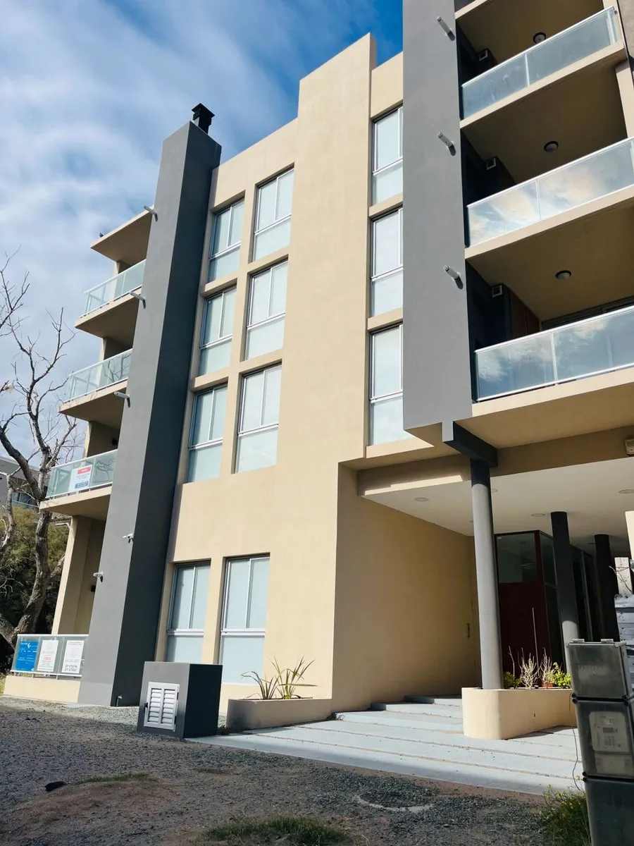 Departamento en Yatasto 600
