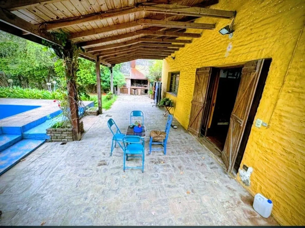 Casa en Rafael Obligado 2200