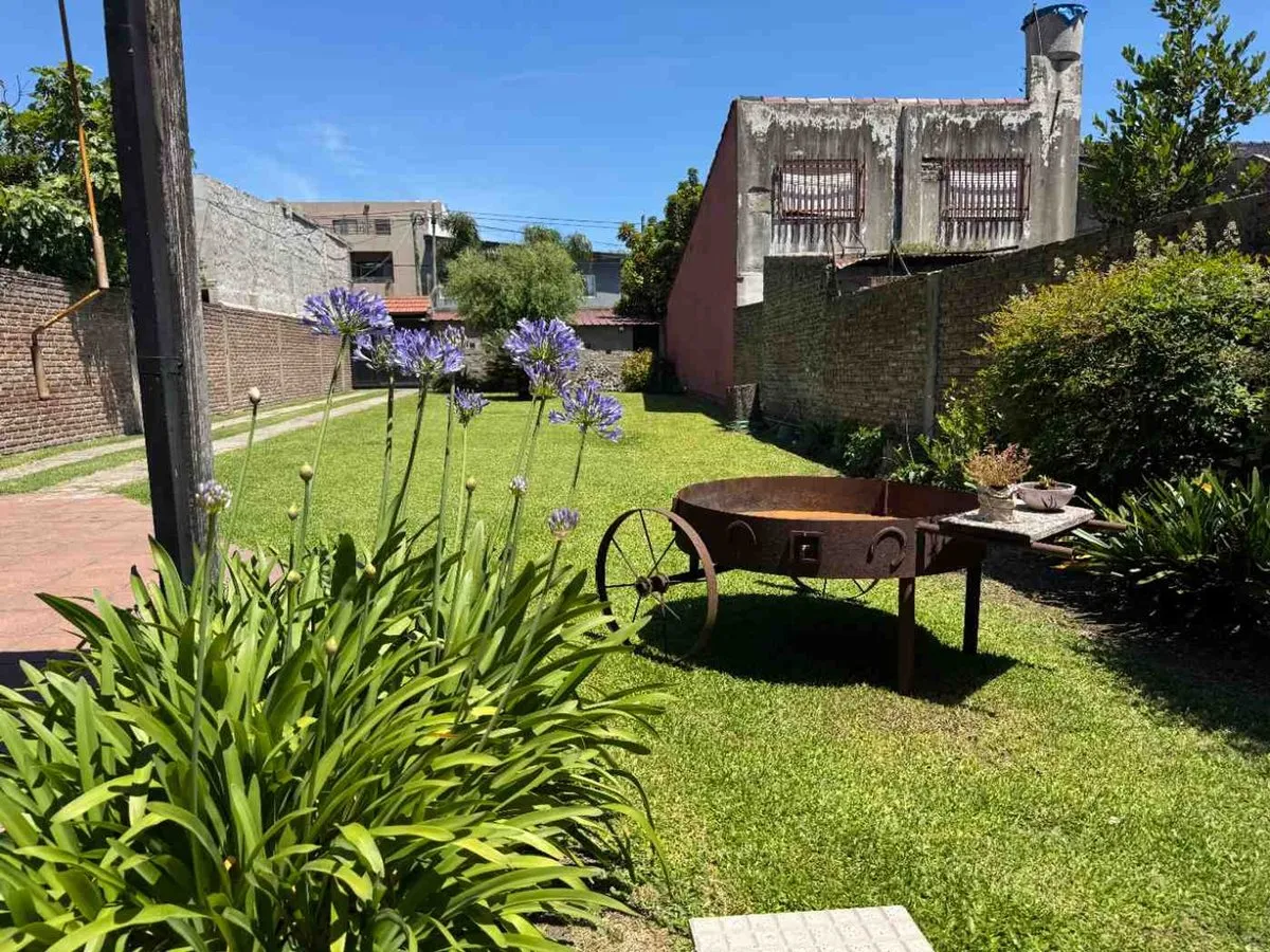 Casa en Sarrachaga 5900