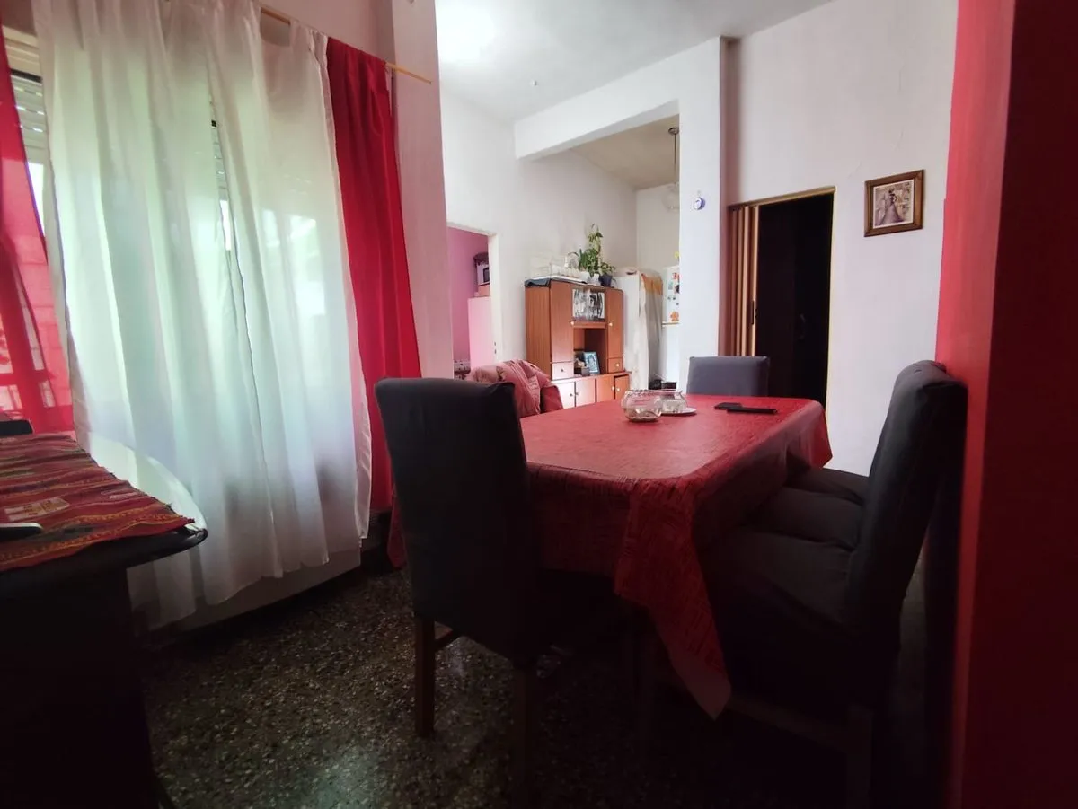 P H en Teniente Coronel Manuel Besares 4100