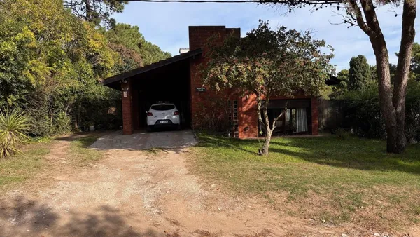Casa en De Las Nereidas 1300
