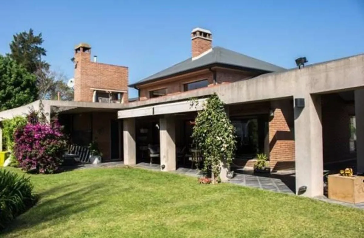 Casa en Autovia Santa Fe- Rosario 300