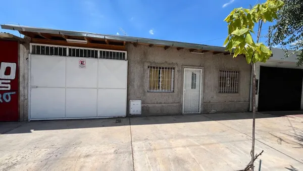 Casa en Libertad 1200
