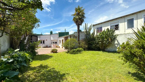 Casa en 4 de Abril 1100