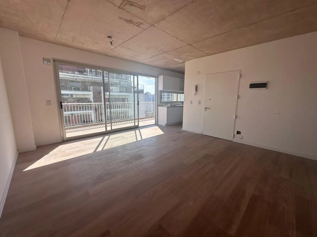 Departamento en Portela 200