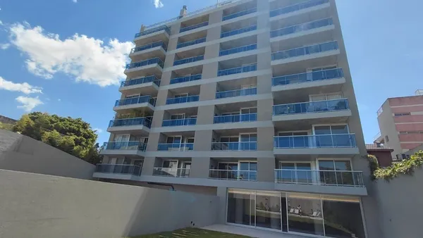 Departamento en Charlone 1200
