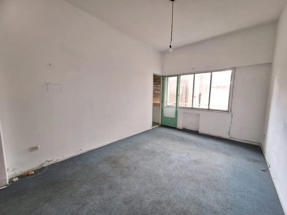 Departamento en Pasteur 200