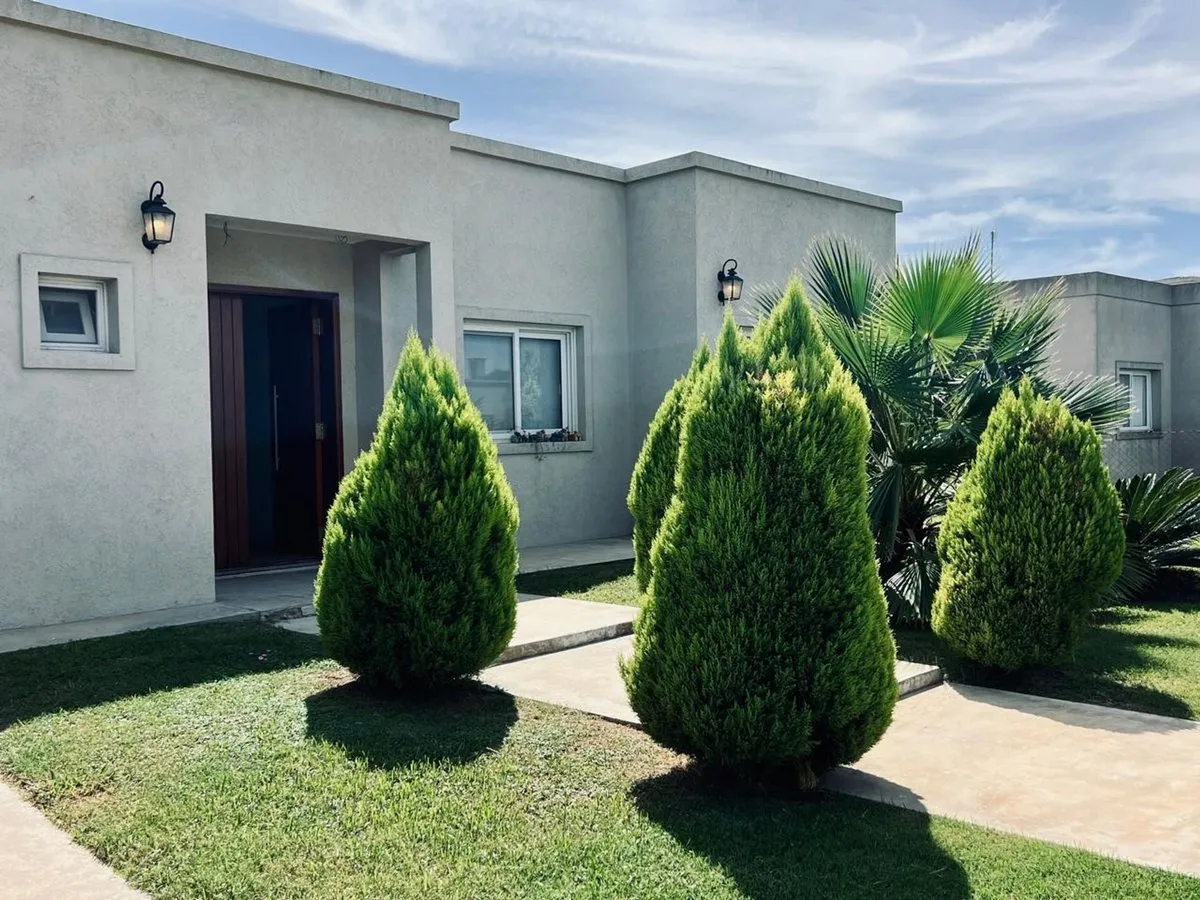 Casa en Boulevard de Todos los Santos 3500