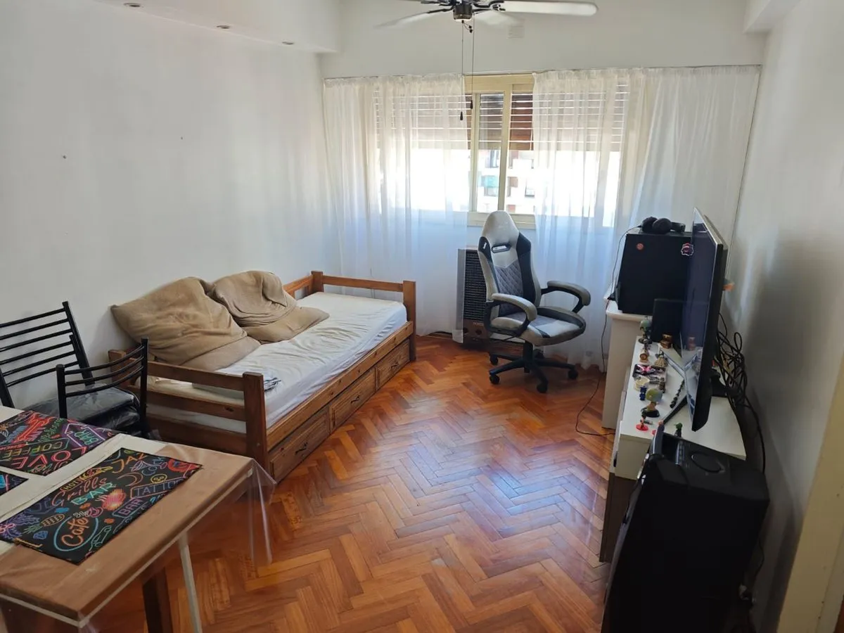 Departamento en Avenida Rivadavia 14300