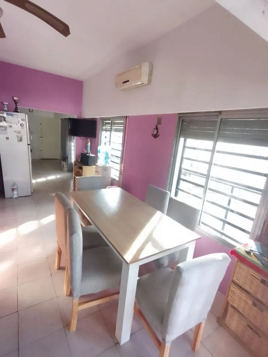 Casa en Eduardo Caraza 200