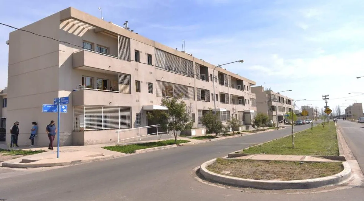 Departamento en Juncal Entre los Escritores y los Educadores 0