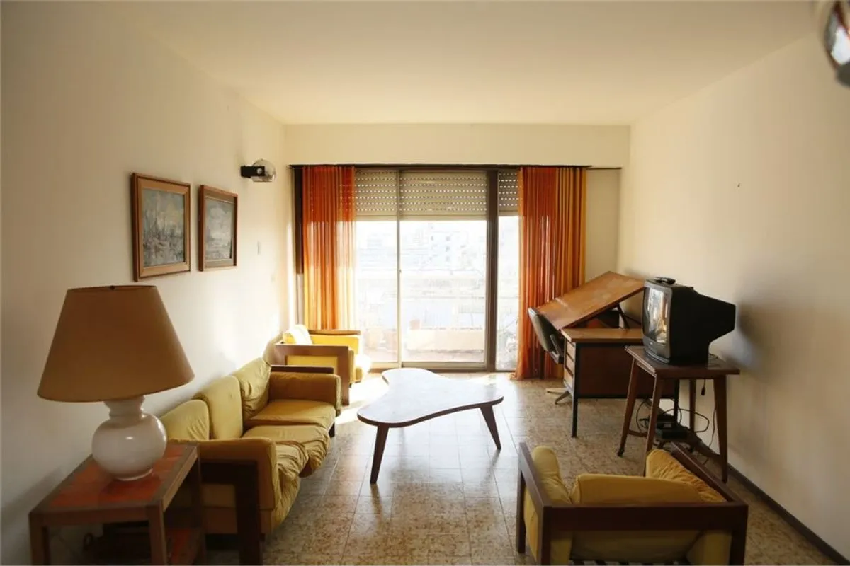 Departamento en 48 Entre 8 y 9 700