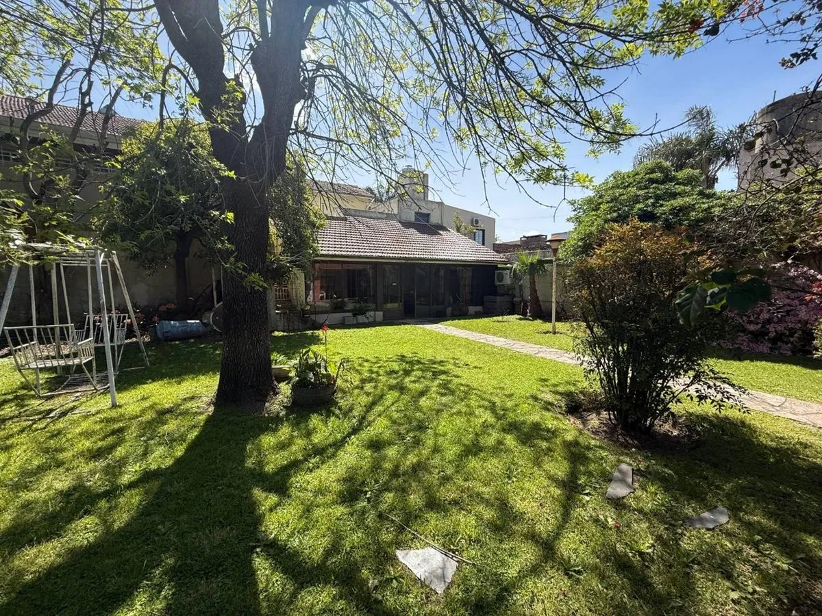 Casa en Carlos Gardel 1300
