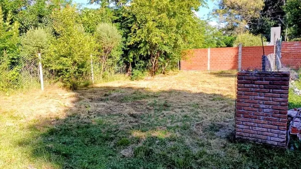 Lote en San Cayetano 800