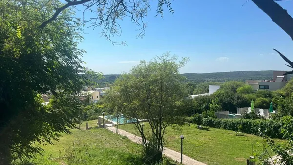 Lote en Jorge Luis Borges S/N