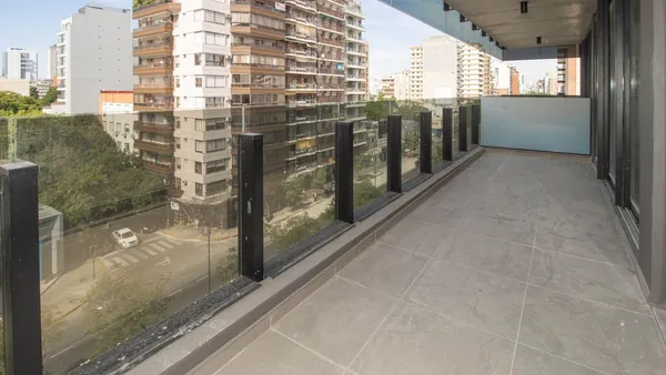 Oficina en Avenida Cabildo 3500