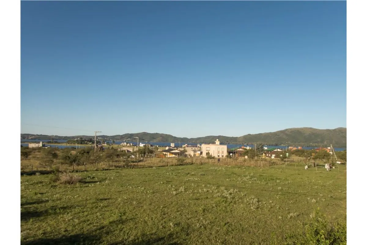 Lote en Los Tulipanes S/N