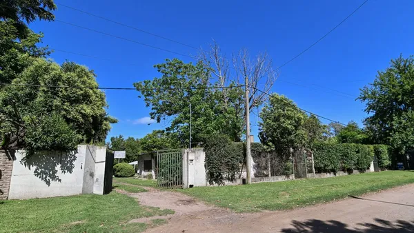 Quinta en Calle Enrique Alberdi 3700