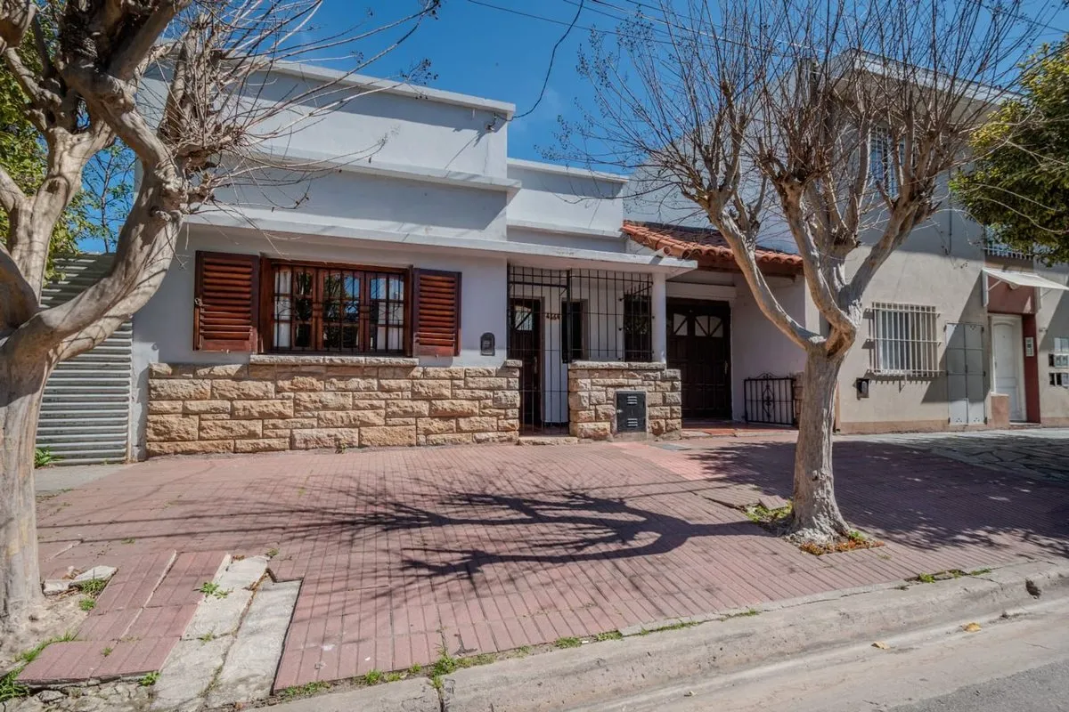 Casa en San Lorenzo 4400