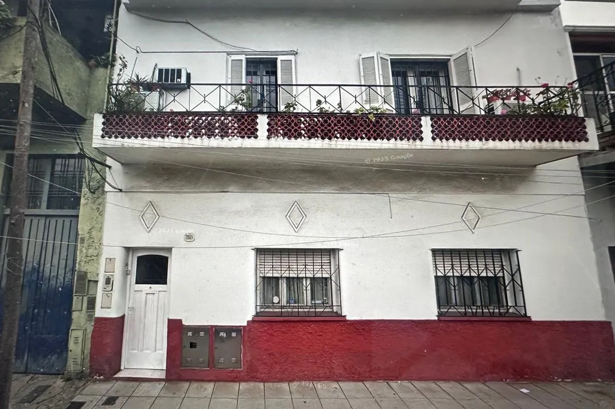 P H en Pasaje Galindez 2000