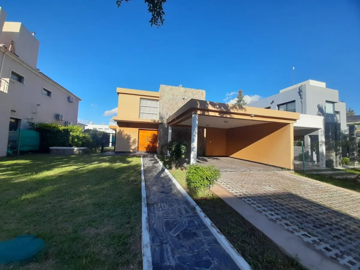 Casa en Avenida del Viento Chorrillero 0