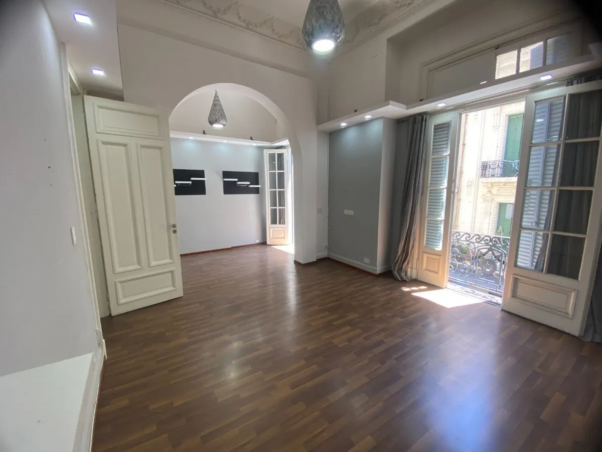 Departamento en Sarmiento 1700
