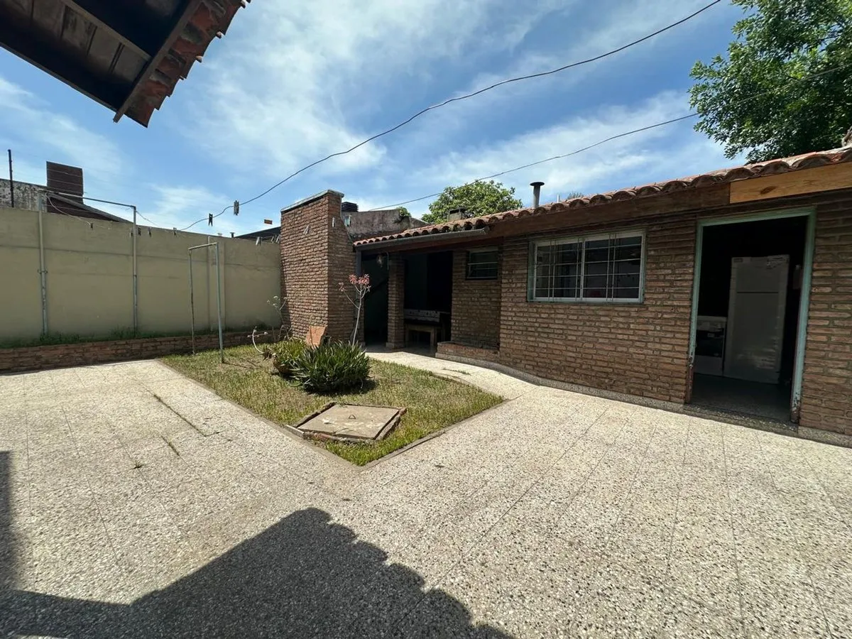 Casa en José Batlle y Ordoñez 300