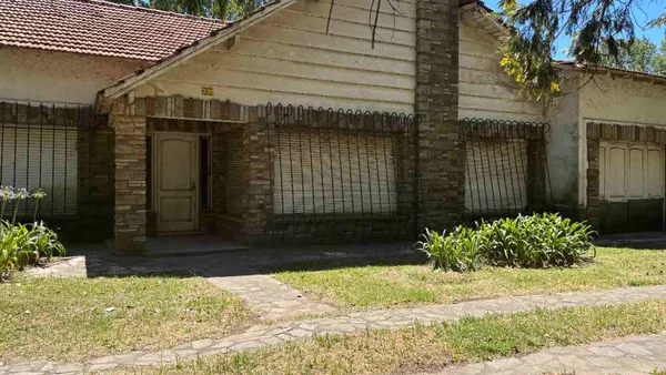 Casa en Colectora Ruta Nac. N°5 Km 200
