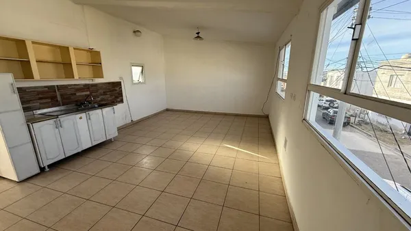 Departamento en Avellaneda 500