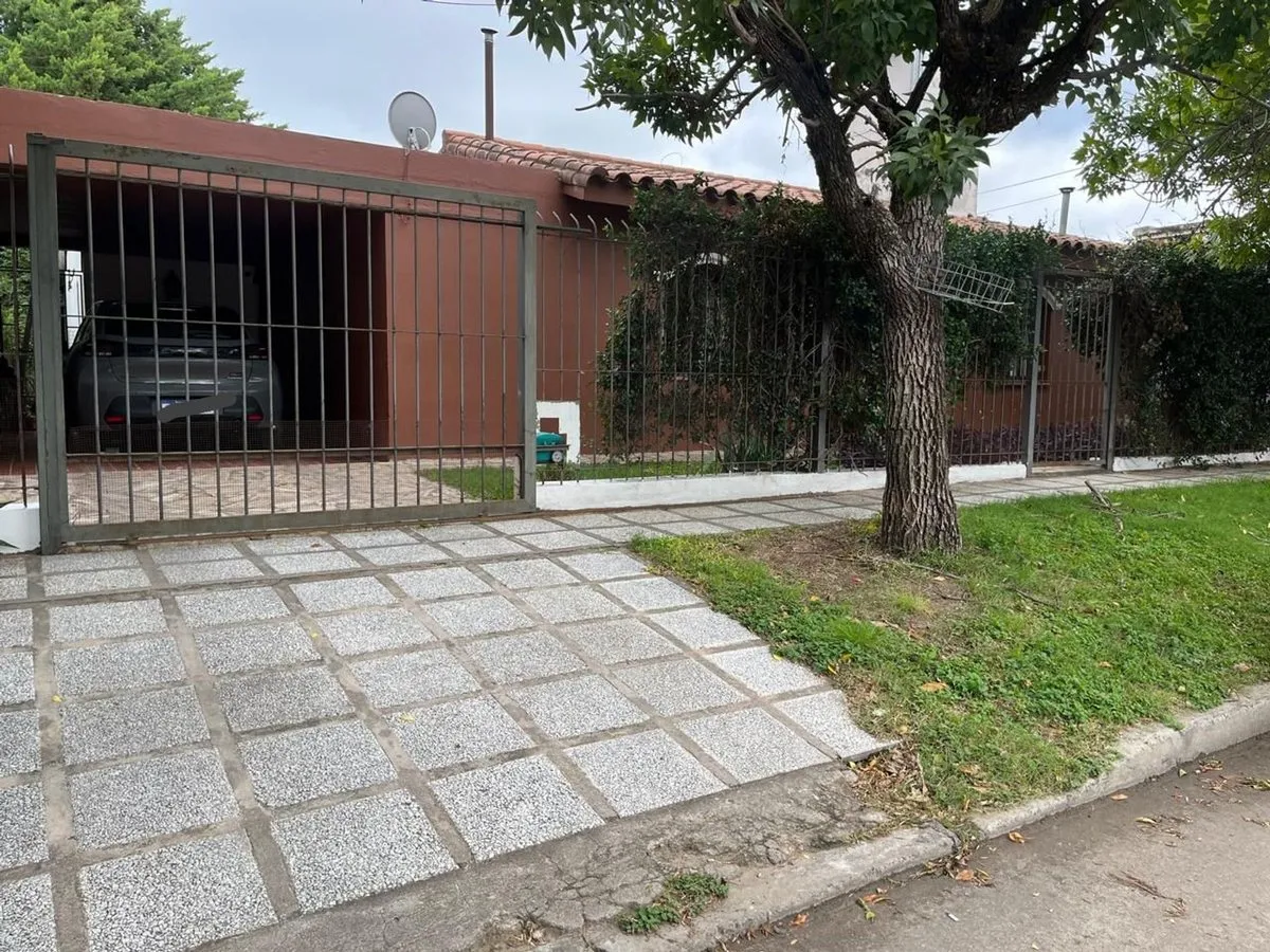 Casa en La Gilda 6500