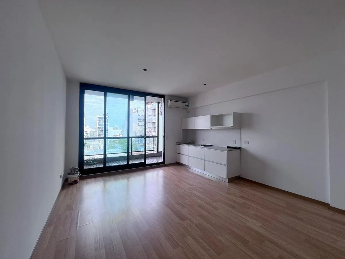 Departamento en Avenida Álvarez Thomas 0