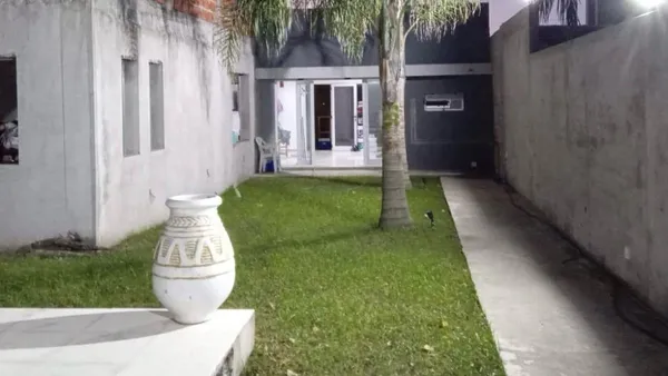 Casa en 15 E/ 2 y 3 0