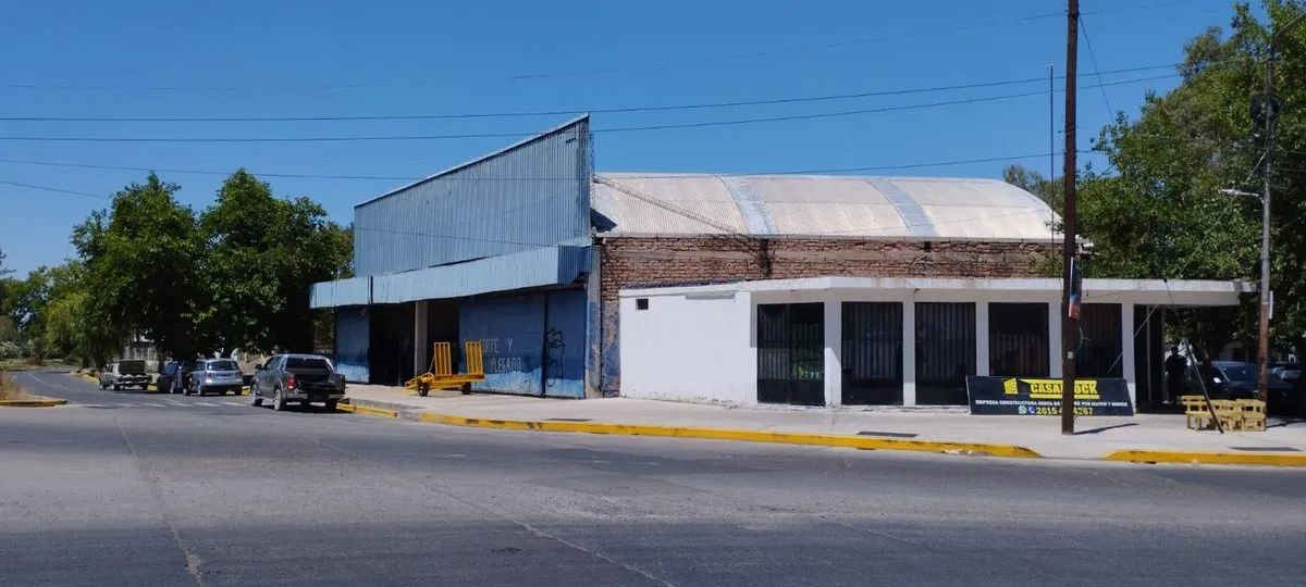 Galpon en Lateral Oeste Acceso Norte 1100