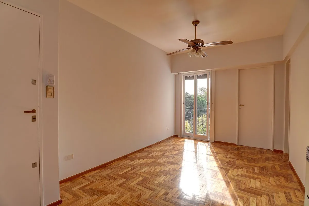 Departamento en Avenida Lacarra 200