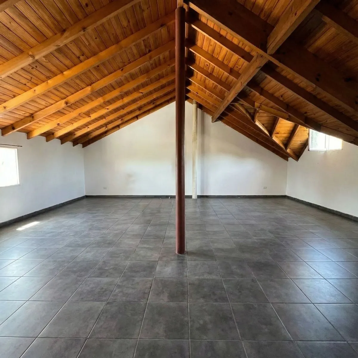 P H en Maquinista Carregal 2400