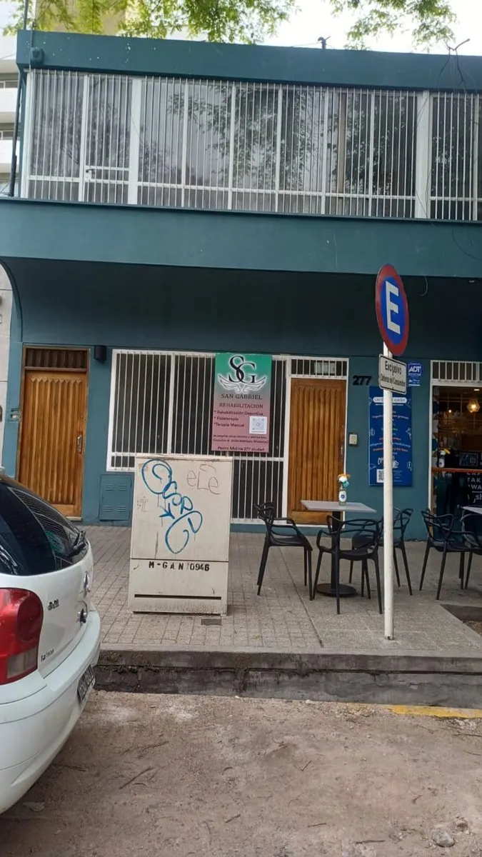 Oficina en Pedro Molina 200
