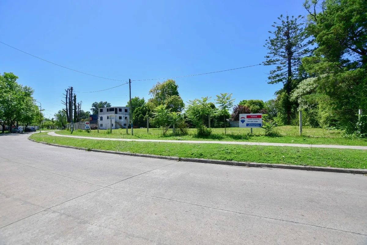 Lote en Calle 37 Entre 126 y 127 600