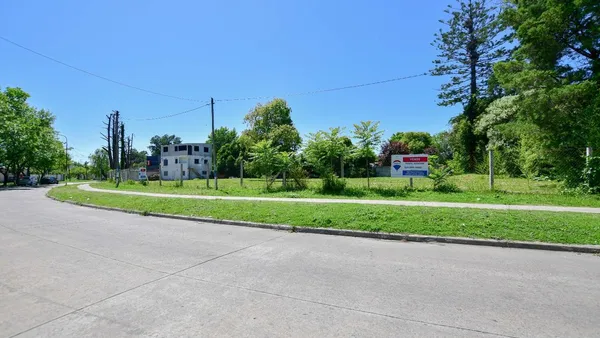 Lote en Calle 37 Entre 126 y 127 600