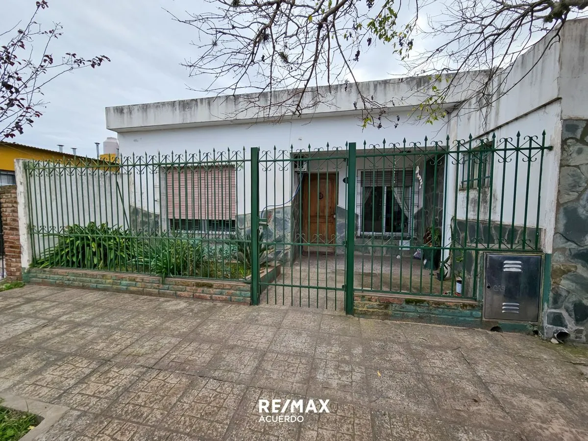 Casa en Los Robles 500