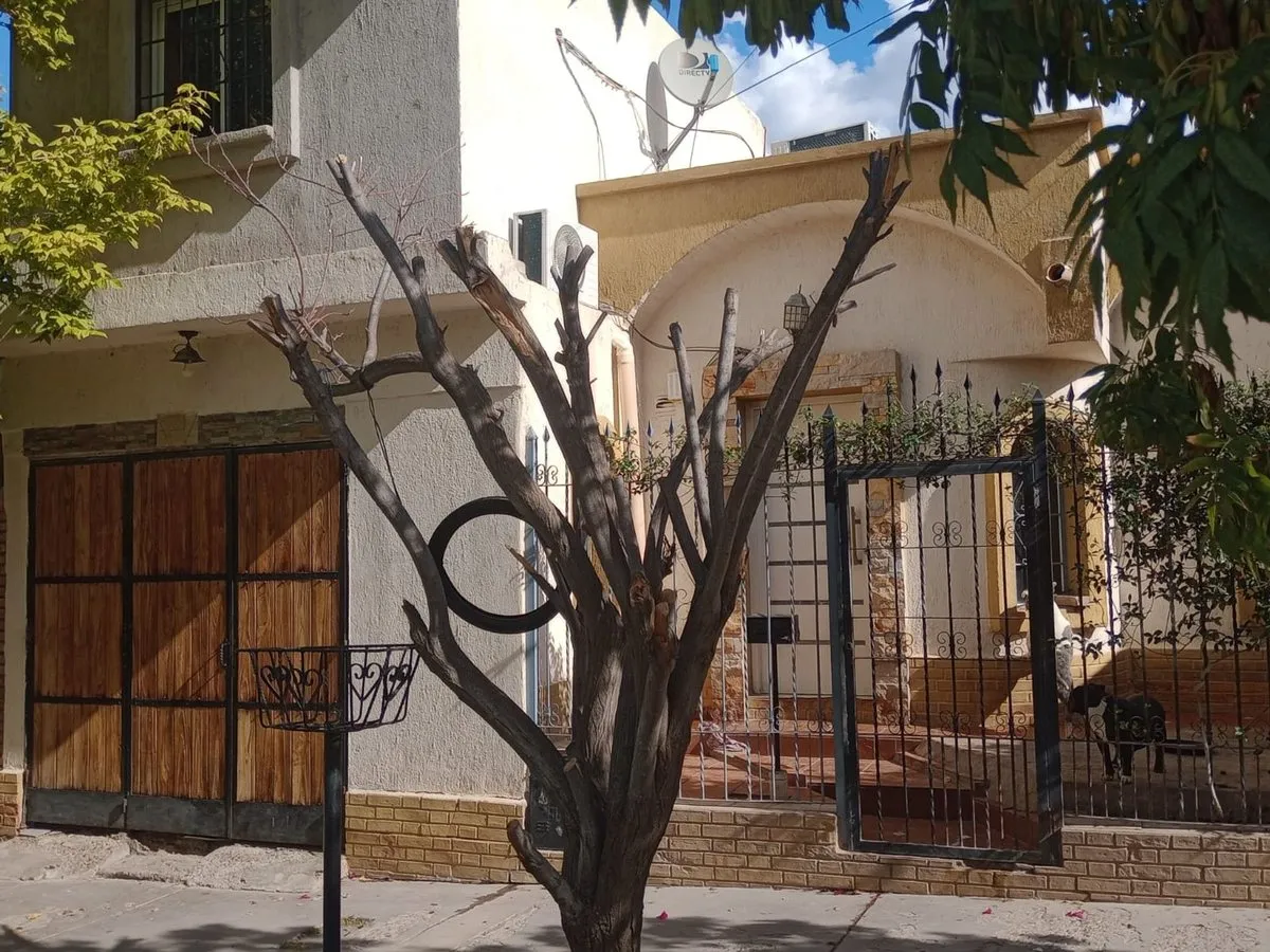 Casa en Las Bobedas Barrio 12 de Junio Norte 3000