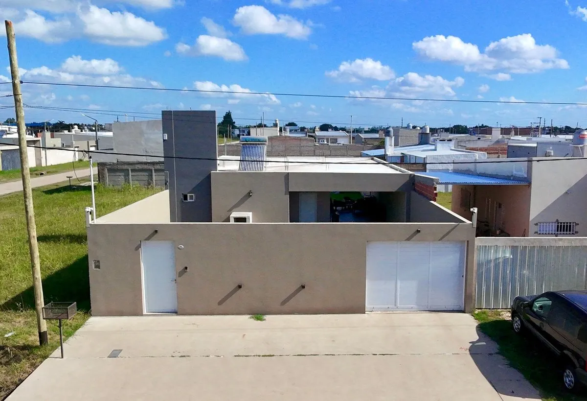 Casa en Fuerza Aérea 2700