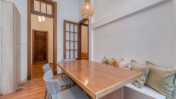Departamento en Cerrito 200