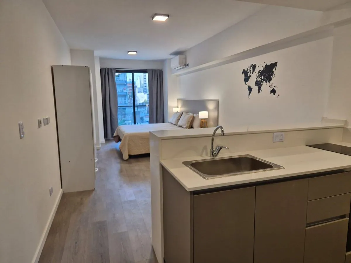 Departamento en José A. Cabrera 3500