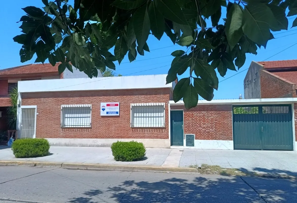 Lote en Hipólito Yrigoyen 700