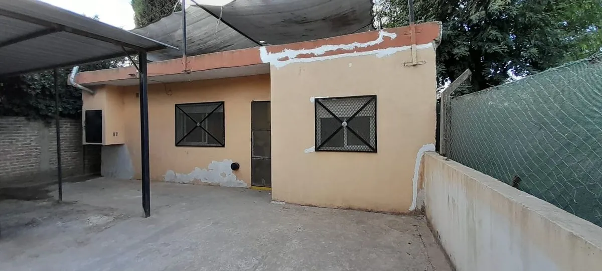 Casa en González Chavez 400