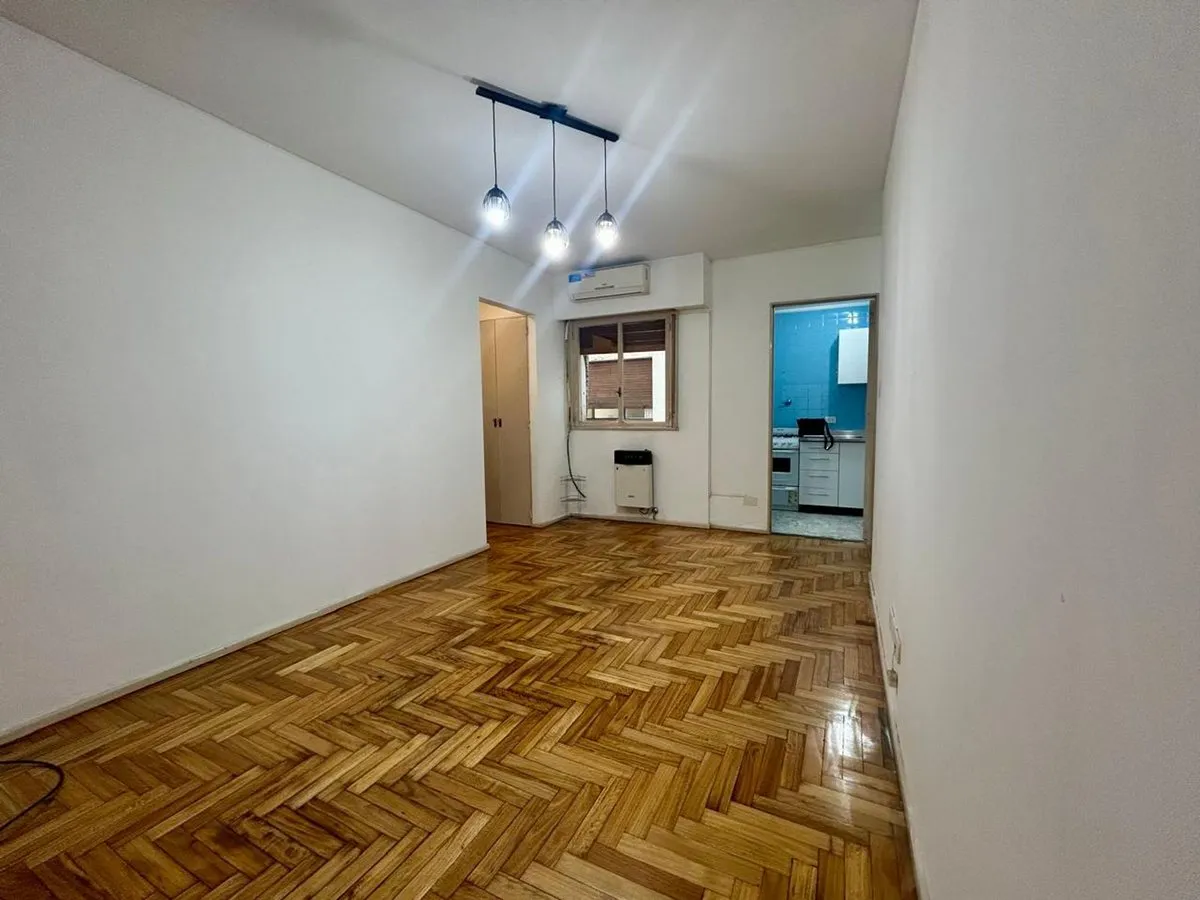 Departamento en Pacheco de Melo 3000