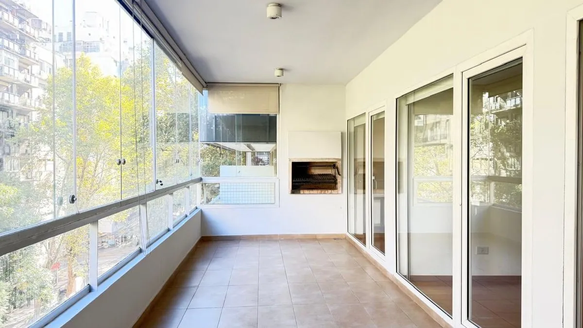 Departamento en Avenida Pueyrredón 1700