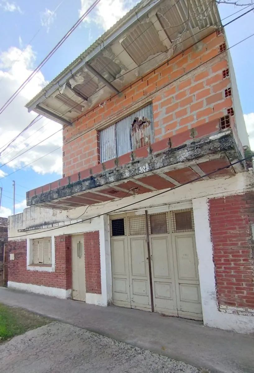 Casa en Regimiento 12 de Infantería 3700
